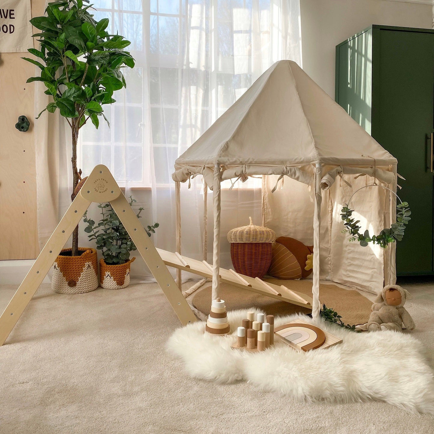 Indoor Foldable Climbing Triangle and Slide, Montessori Toddler Climbing Gym