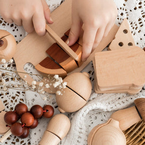 Wooden Pretend Cutting Food